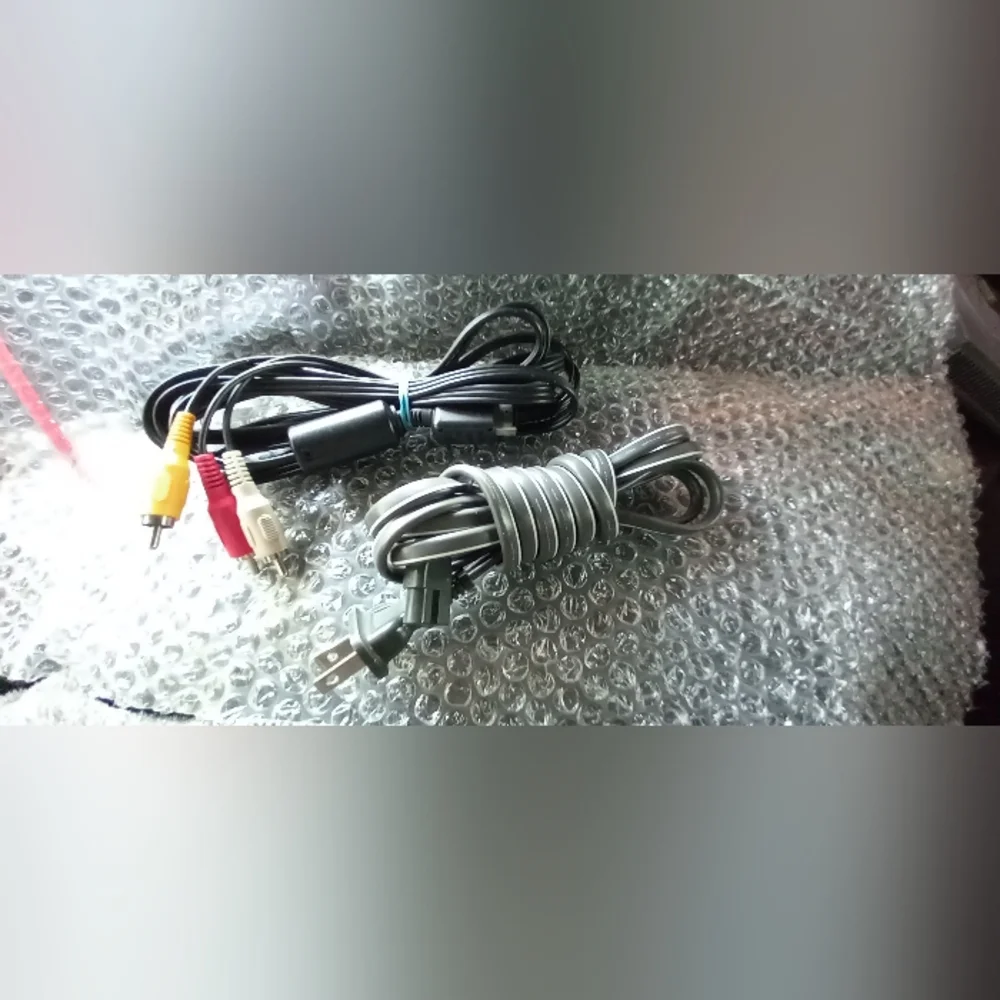 PS1, 3 controllers, 5 games.